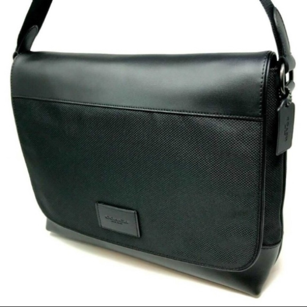 💼AUTHENTIC COACH BRAND NEW BLACK MESSENGER BAG 💼 - Picture 4 of 8